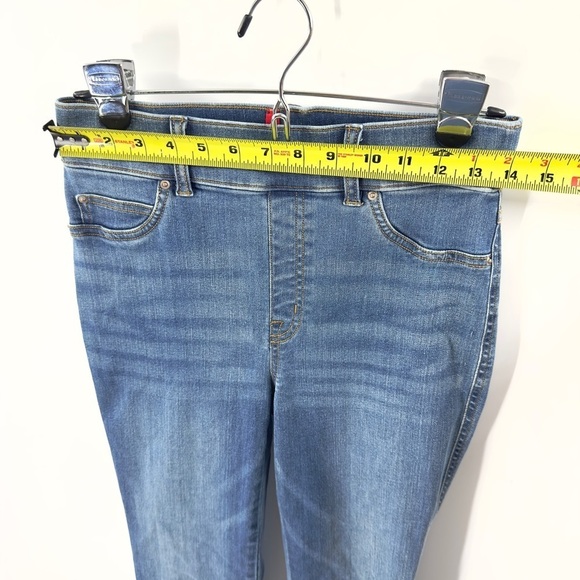 Spanx Flare Jeans Womens Small SPANXshape EveryWear Pull On Stretch Shaping - Picture 9 of 13